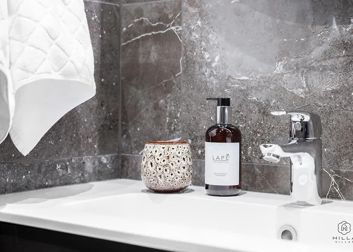 Levin Lyhty Cia C1 By Hilla